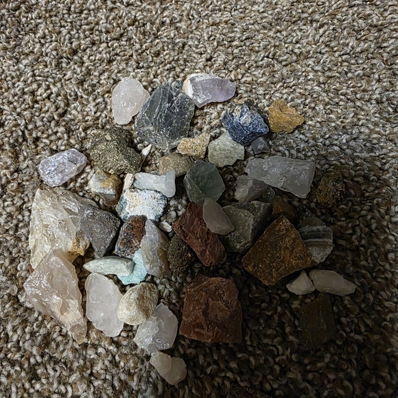 Mixed Rough Gemstone Rock Lot - Multi Color - Picture 2 of 3